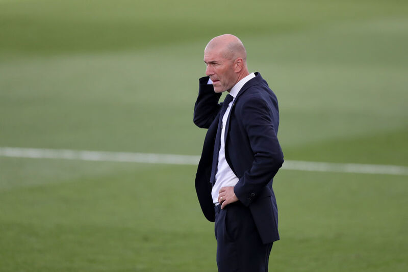 Zinedine Zidane – huấn luyện viên ưa thích sơ đồ 4 – 3 – 3